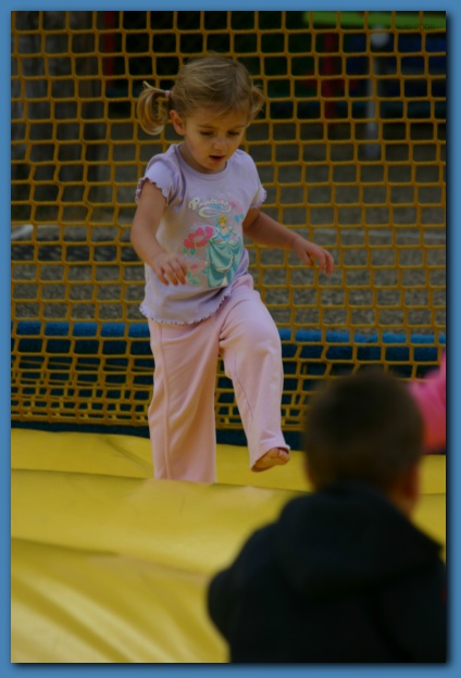 424x624 pixels (83K)