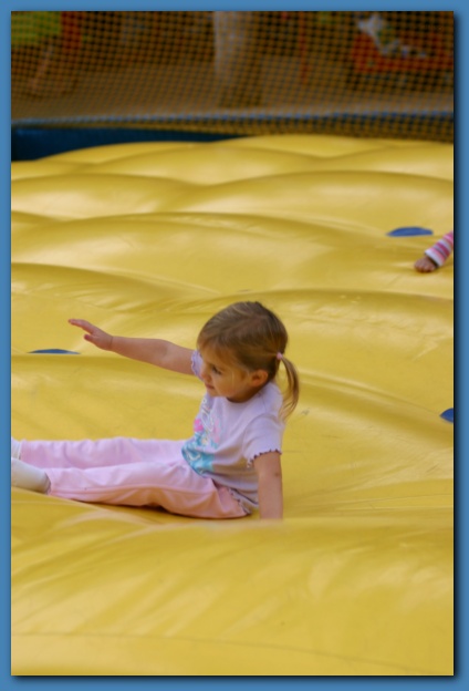 424x624 pixels (65K)