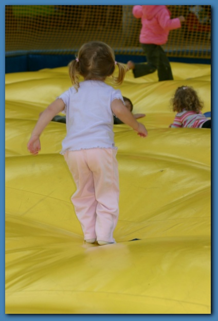 424x624 pixels (65K)