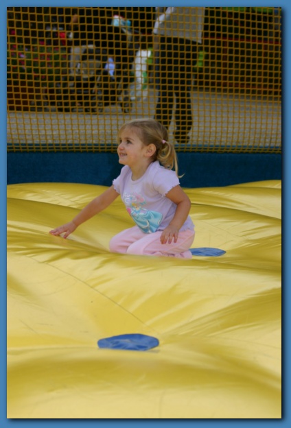 424x624 pixels (89K)